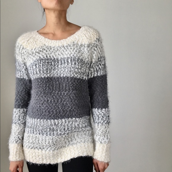 Ultra soft luxe sweater pullover - Picture 4 of 5